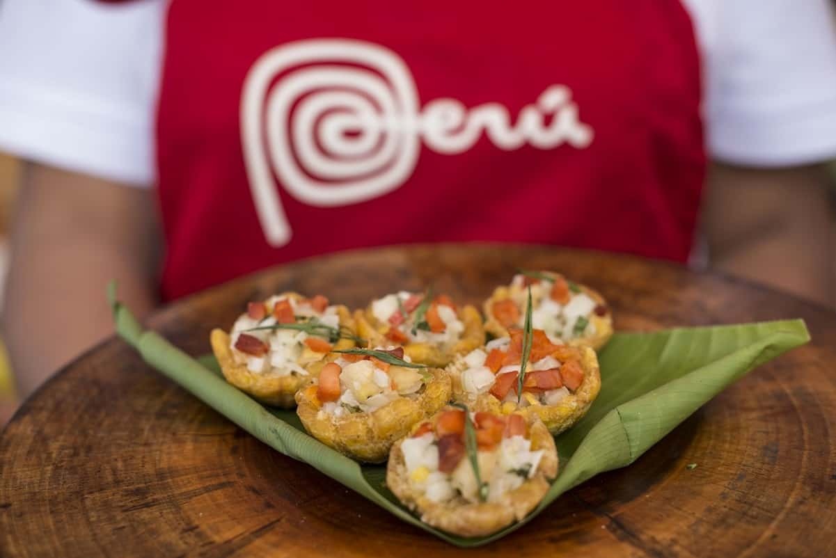 Gastronomía peruana: tradición, mestizaje y sabores locales